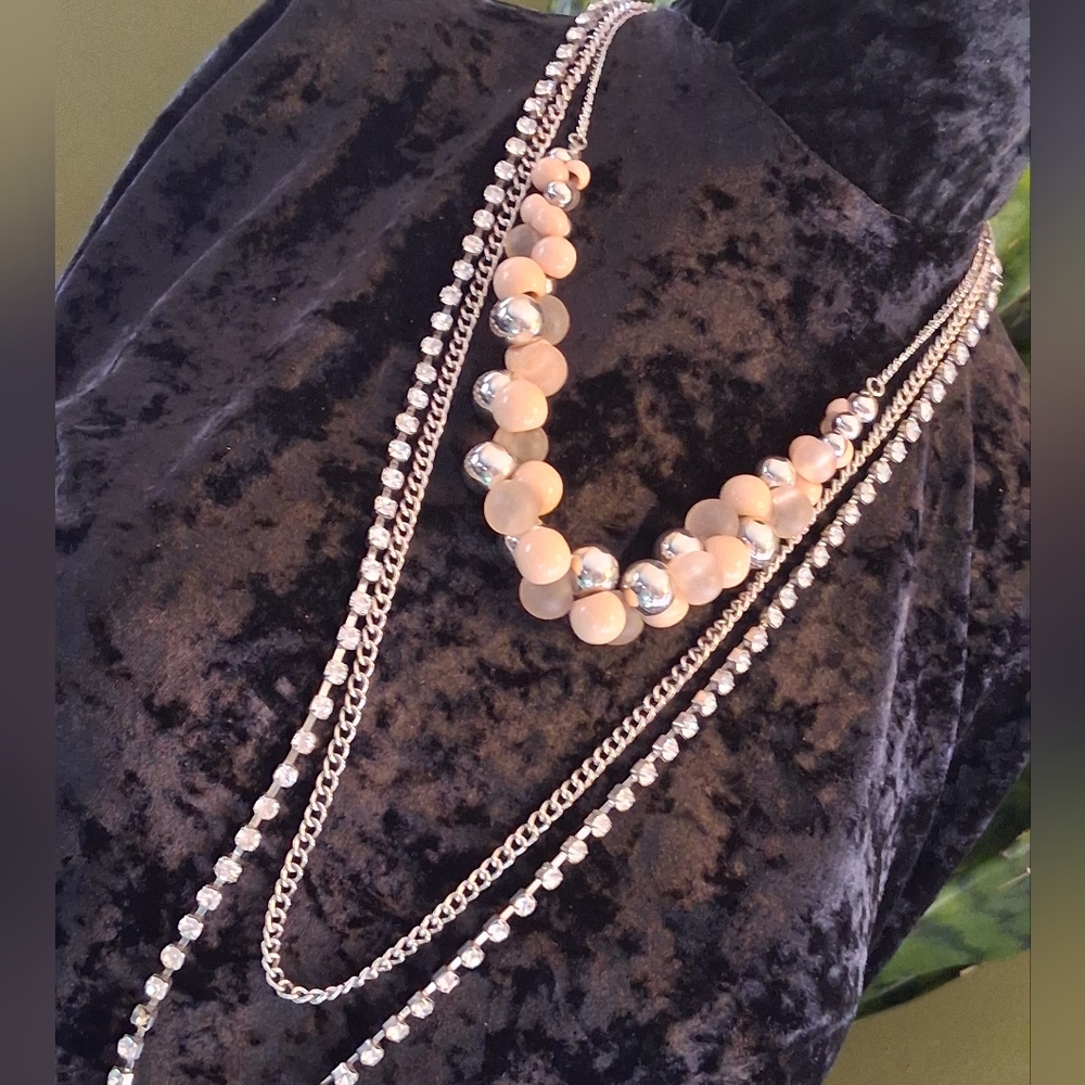 Chico's Long Tan & Silver With Crystals &  Beaded Necklace 20,30,32 In. L Modern